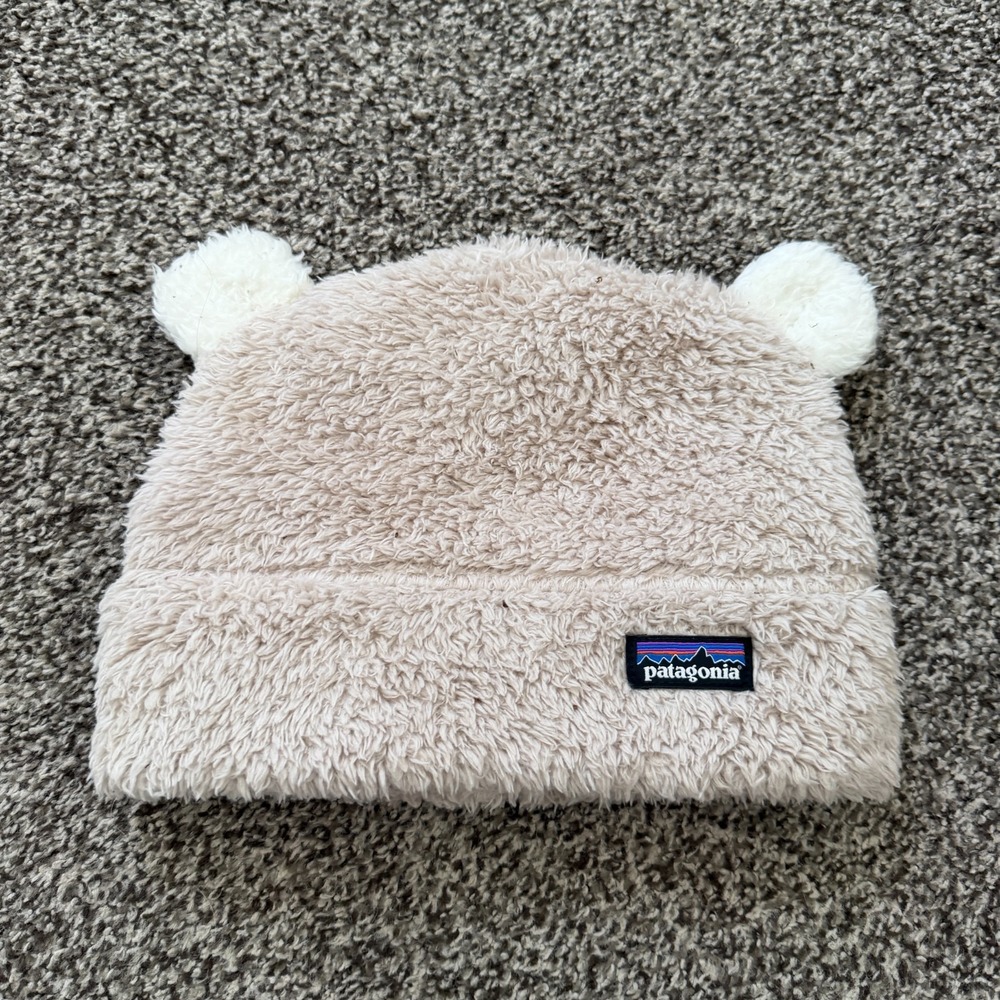 Patagonia Baby Furry Friends Hat Beige Fleece Bear Ears Beanie 2T-5T Soft